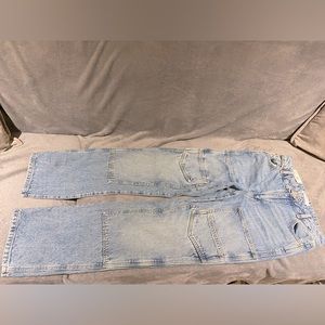 Brand new Garage ladies jeans, with tags on!